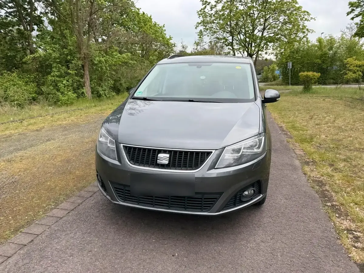 Używany Seat Alhambra 140 KM (102 kW) 2011 Szary Minivan