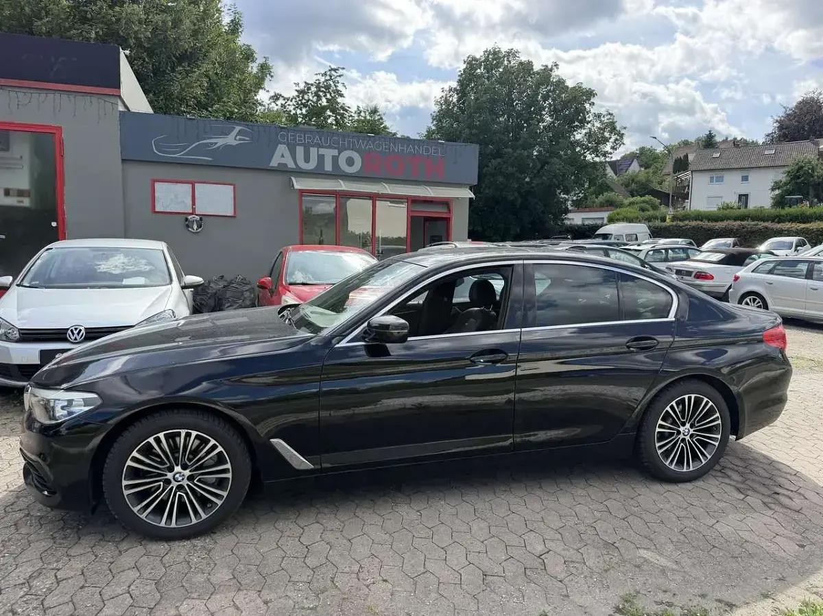 Gebraucht BMW 530 Sport Line 252 PS (185 kW) 2019 Schwarz Limousine