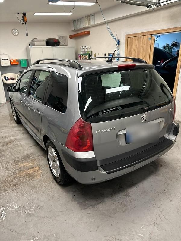 Gebraucht Peugeot 307 95 PS (69 kW) 2004 Grau Kombi