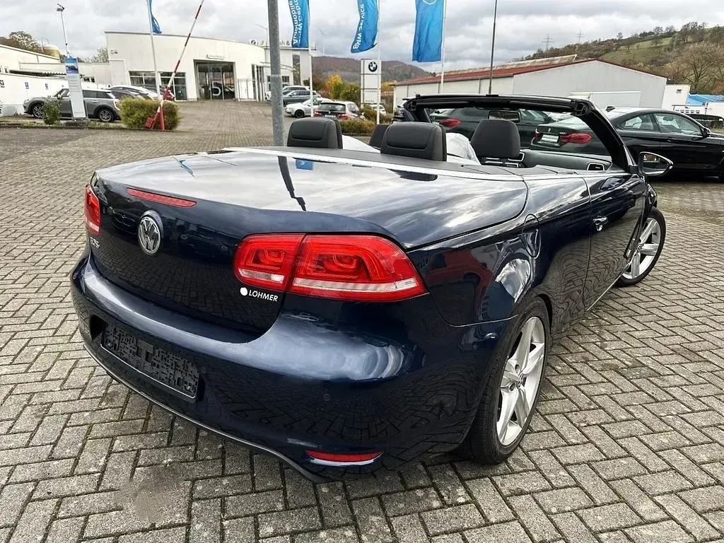Gebraucht VW Eos 160 PS (117 kW) 2011 Blau Cabrio