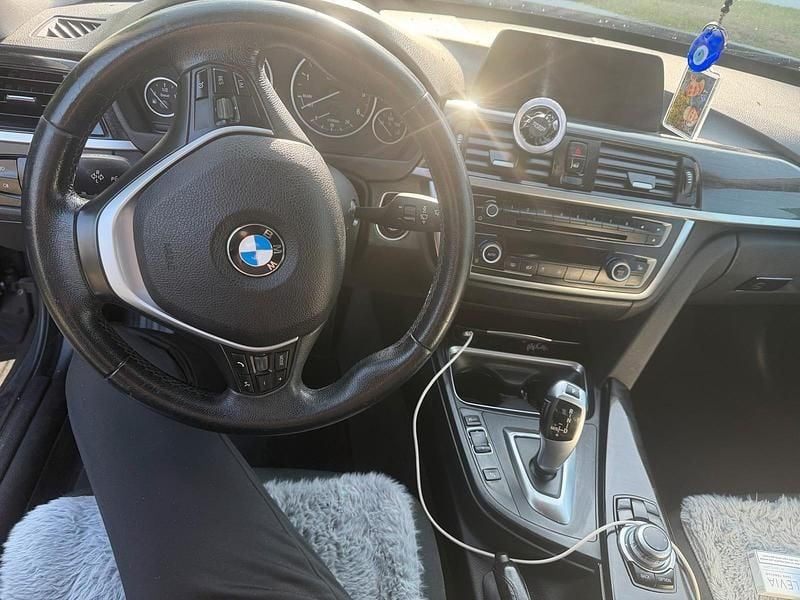 Second-hand BMW 318 2015 Gri Berlinǎ