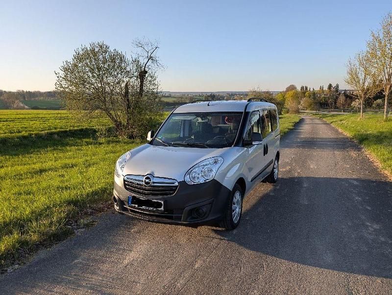 Gebraucht Opel Combo 95 PS (69 kW) 2019 Grau Van / Kleinbus