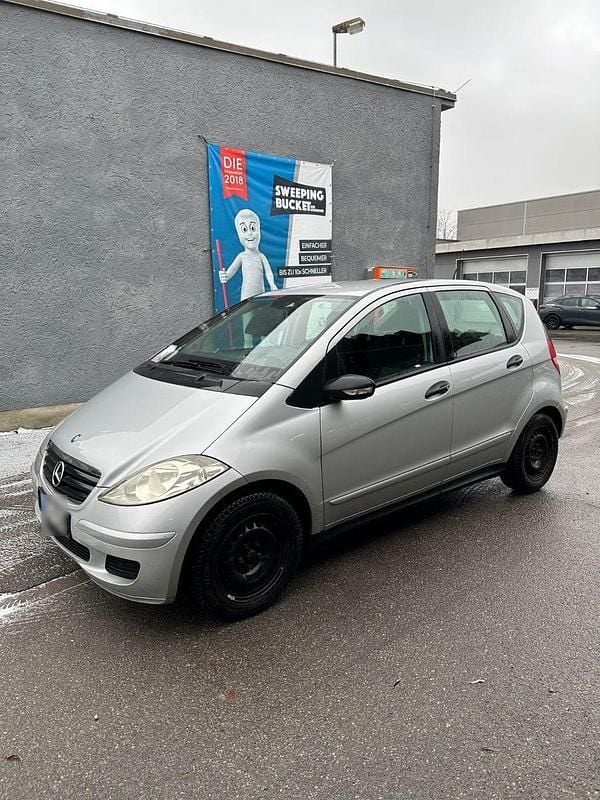 Gebraucht Mercedes A150 95 PS (69 kW) 2008 Silber Van / Kleinbus