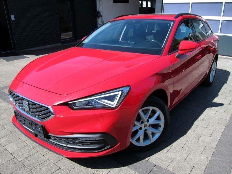 Rot Gebraucht 2022 Seat Leon ST Style Kombi | 17.990 € (Guter Preis) - Bild 1/4