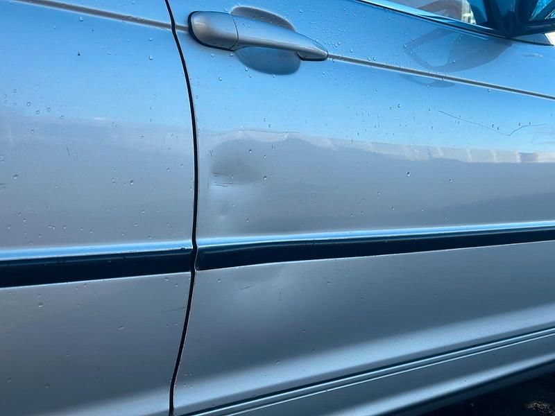 Gebraucht BMW 325 192 PS (141 kW) 2002 Silber Limousine