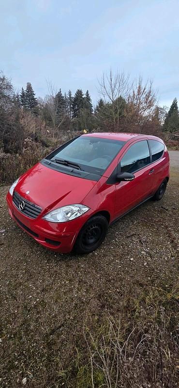 Gebraucht Mercedes A150 95 PS (69 kW) 2007 Rot Kleinwagen