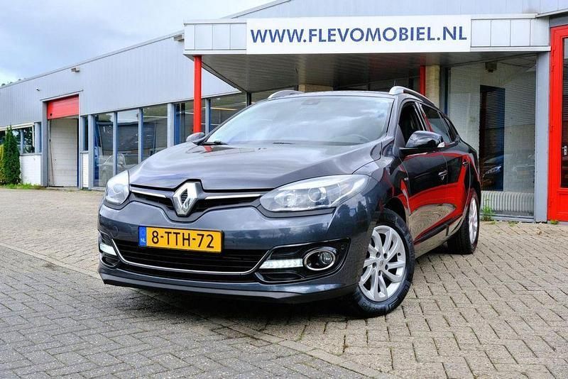 Grau Gebraucht 2014 Renault Mégane III Bose Edition Kombi | 5.750 € (Fairer Preis) - Bild 1/4