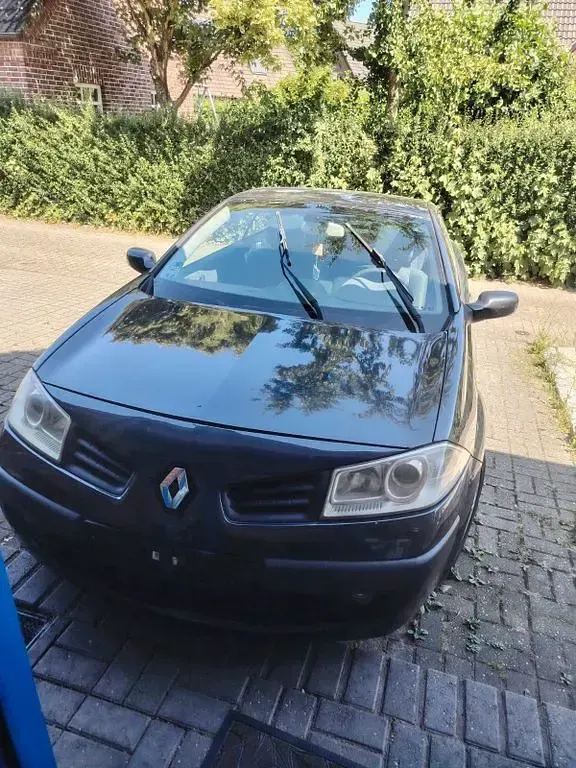 Gebraucht Renault Mégane Cabriolet Authentique 111 PS (81 kW) 2007 Grau Cabrio