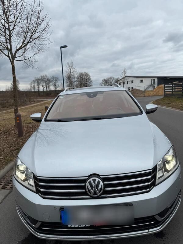 Grau Gebraucht 2014 VW Passat Highline Limousine | 9.500 € (Guter Preis) - Bild 1/4