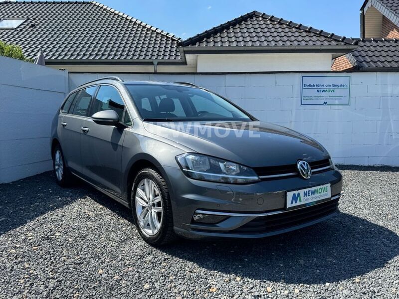 Grau Gebraucht 2019 VW Golf VII Kombi | 14.990 € (Fairer Preis) - Bild 1/4