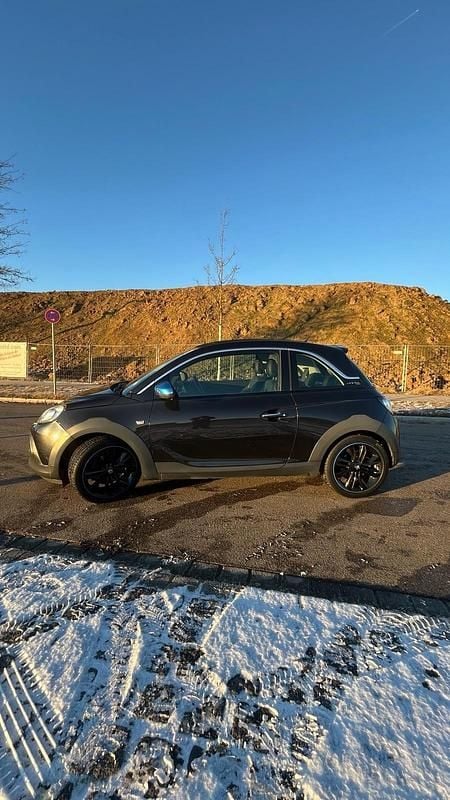 Gebraucht Opel Adam Rocks Rocks 116 PS (85 kW) 2016 Schwarz Kleinwagen