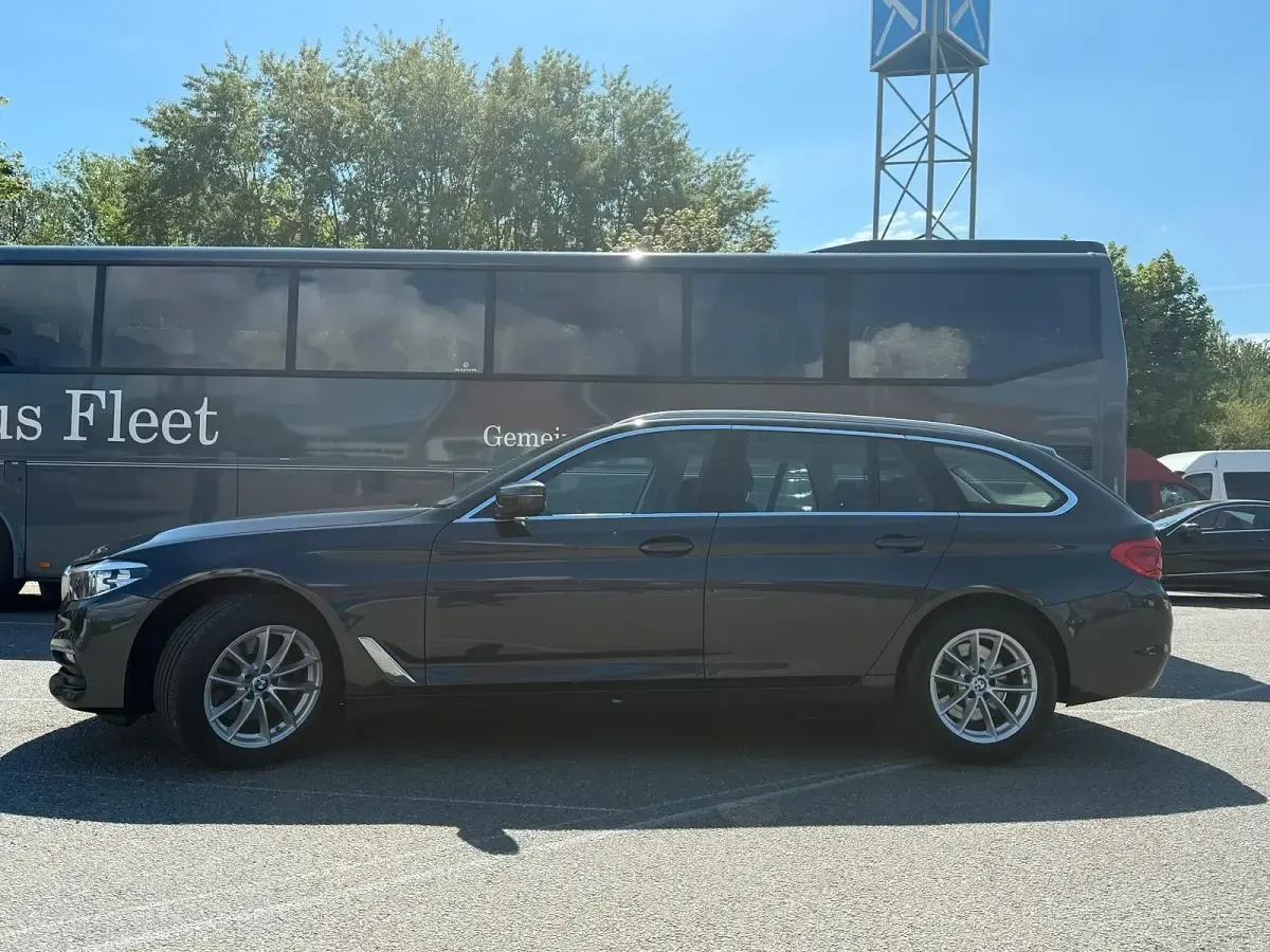 Gebraucht BMW 520 190 PS (139 kW) 2019 Schwarz Limousine