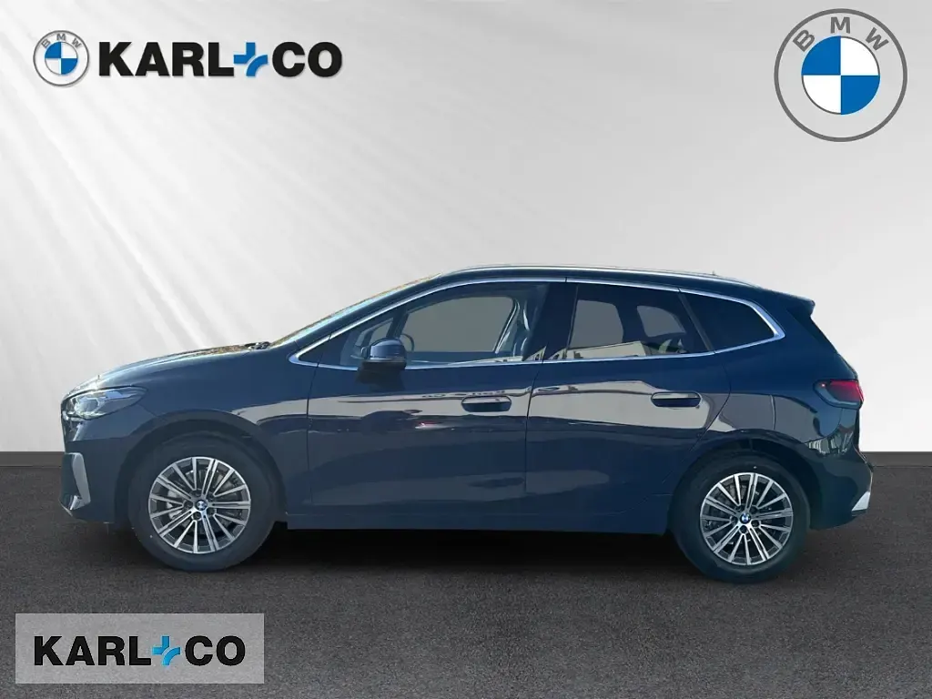 Neu BMW 218 Luxury Line 136 PS (100 kW) 2025 Blau Van / Kleinbus