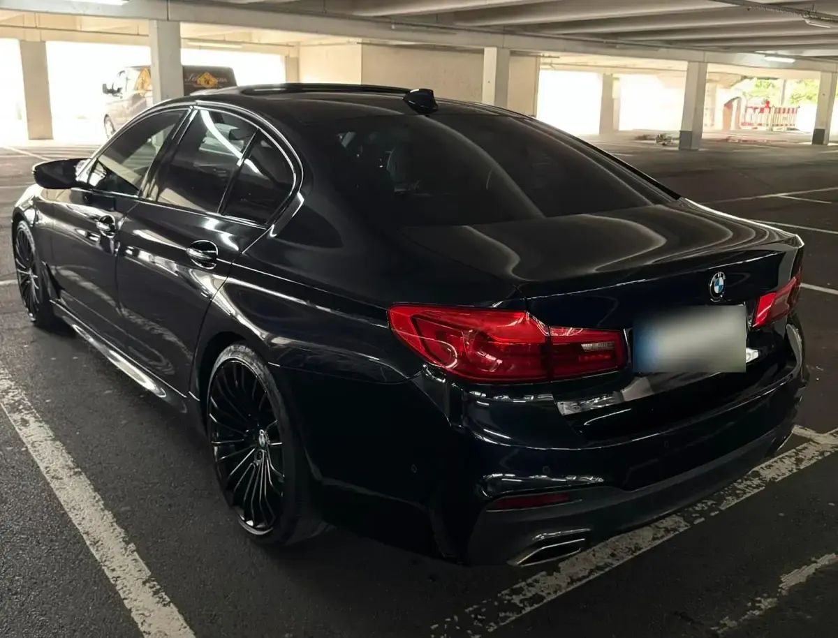 Gebraucht BMW 530 M Sport 265 PS (194 kW) 2017 Schwarz Limousine