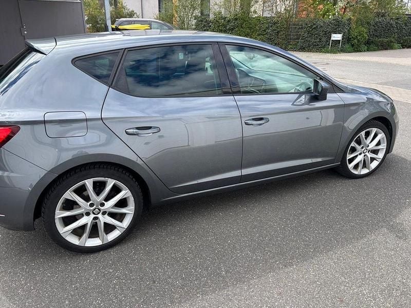 Gebraucht Seat Leon FR 150 PS (110 kW) 2018 Grau Limousine