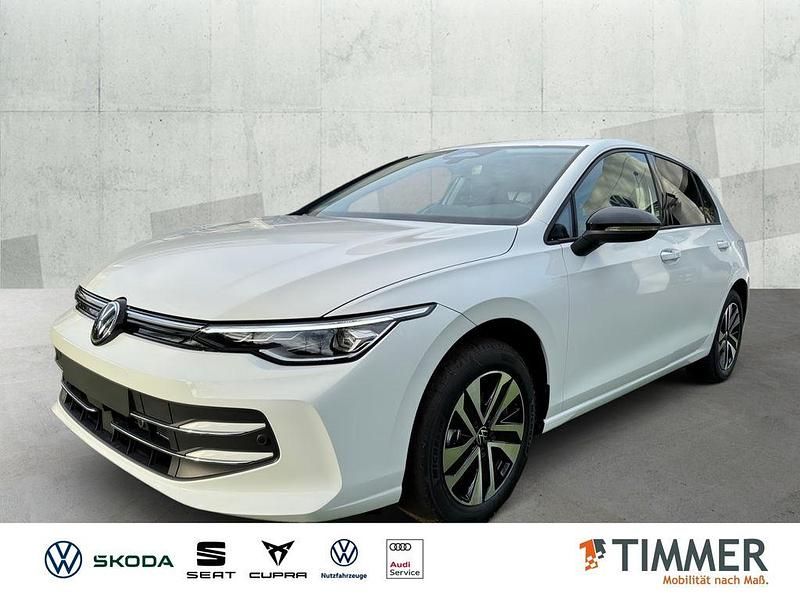 Pure white uni Neu 2026 VW Golf Life Limousine | 35.491 € - Bild 1/4