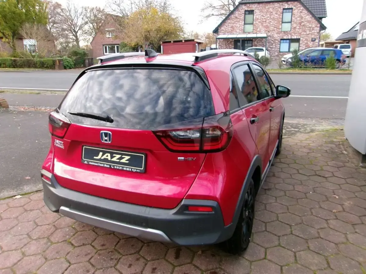 Neu Honda Jazz Advance 107 PS (78 kW) 2025 Premium crystal red Kleinwagen