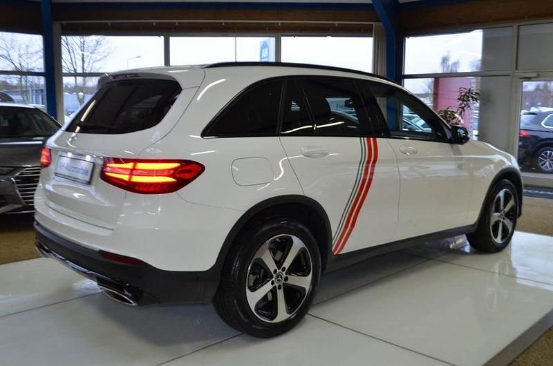 Gebraucht Mercedes GLC250 211 PS (155 kW) 2018 Weiß SUV
