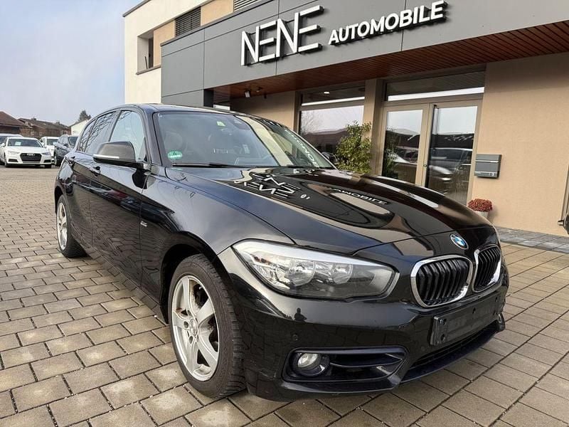 Schwarz Gebraucht 2017 BMW 118 Sport Line Kleinwagen | 8.999 € (Fairer Preis) - Bild 1/4