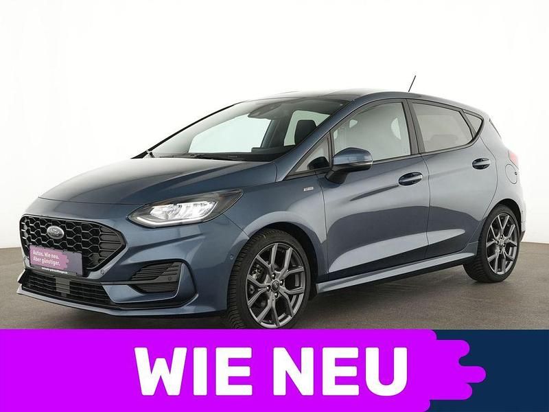 Chroma blau Gebraucht 2023 Ford Fiesta ST-Line Kleinwagen | 16.977 € (Fairer Preis) - Bild 1/4