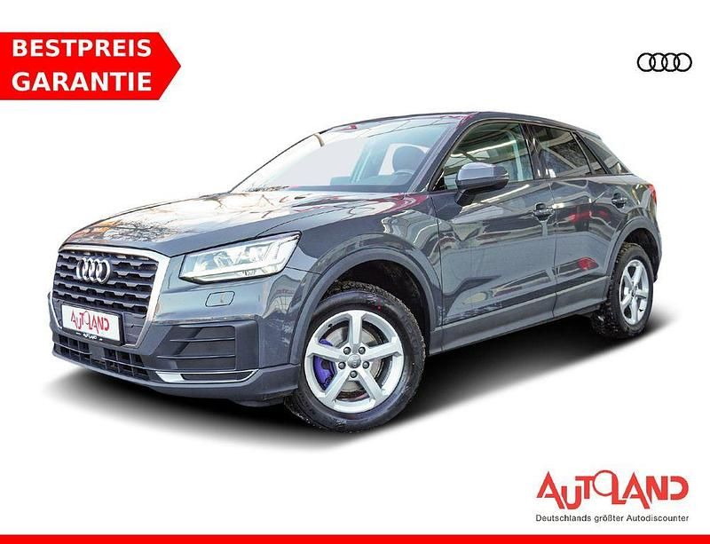 Gebraucht Audi Q2 Comfort 150 PS (110 kW) 2019 Nanograu metallic SUV