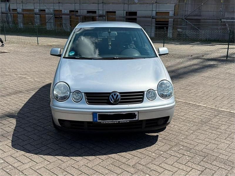 Gebraucht VW Polo Basis 64 PS (47 kW) 2003 Grau Limousine
