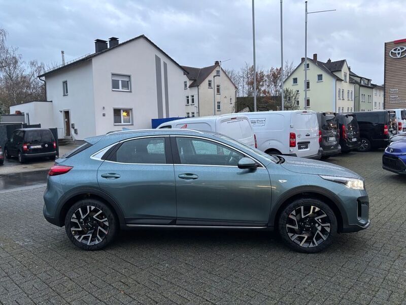 Gebraucht Kia XCeed Vision 120 PS (88 kW) 2024 (usg) yucca steel gray m SUV