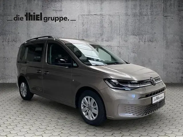 Gebraucht VW Caddy Life 122 PS (89 kW) 2025 Beige Van / Kleinbus