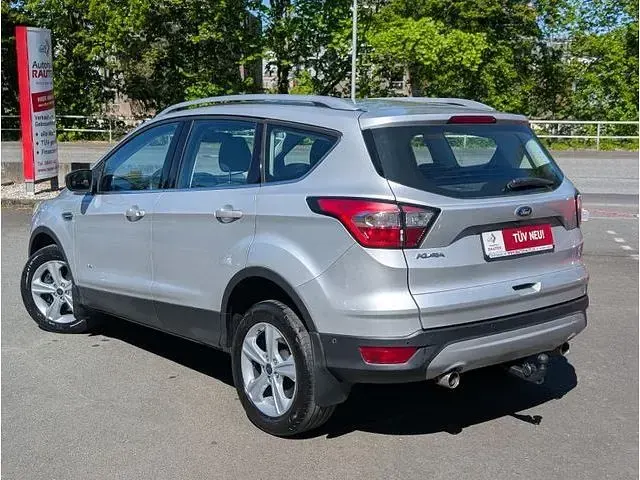 Gebraucht Ford Kuga Cool & Connect 150 PS (110 kW) 2018 Silber SUV