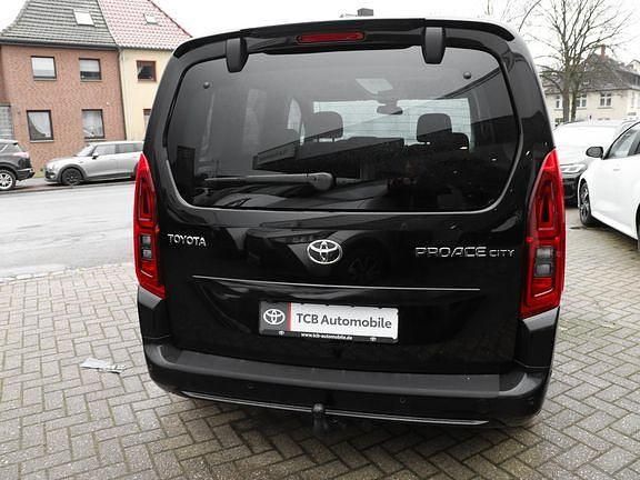 Gebraucht Toyota Proace Verso City 131 PS (96 kW) 2023 Graphitschwarz Kombi