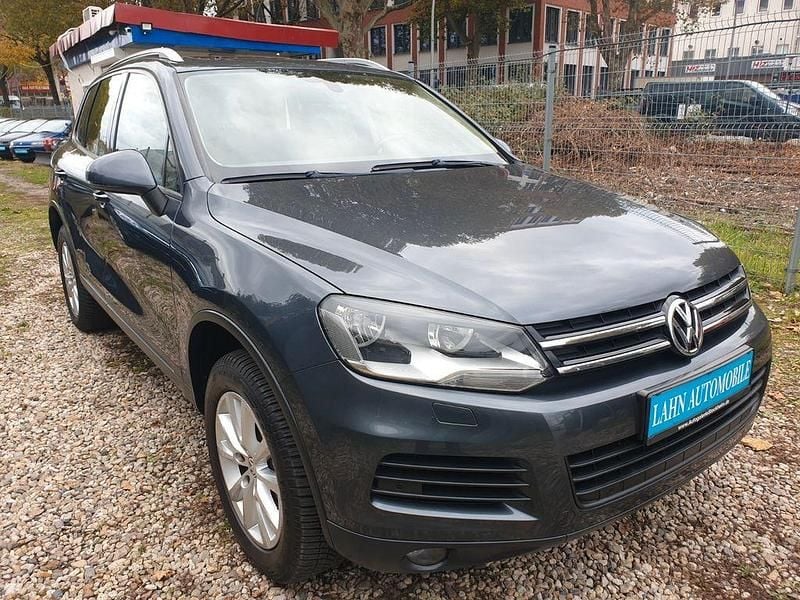 Grau Gebraucht 2011 VW Touareg SUV | 9.999 € (Superpreis) - Bild 1/4