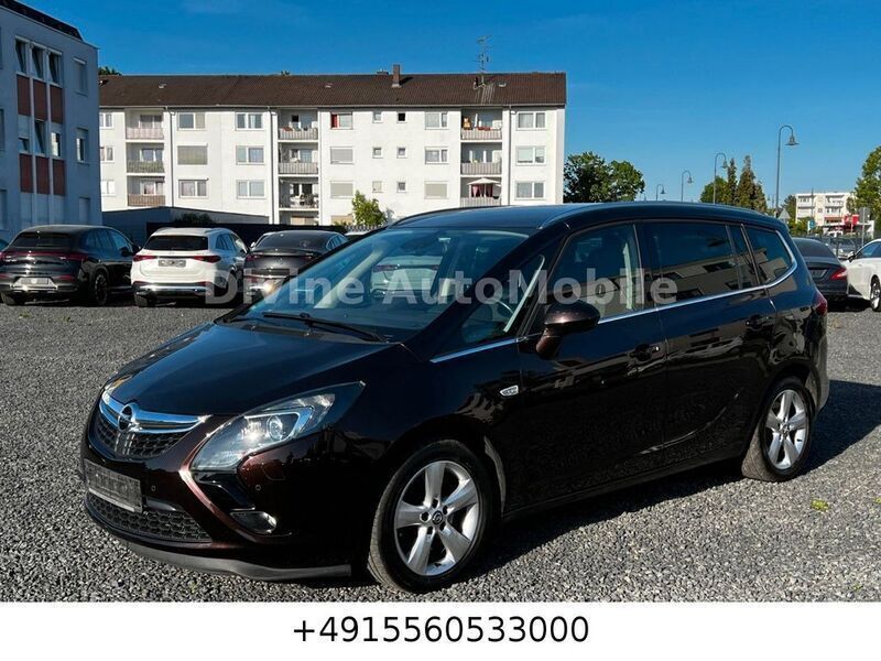 Braun Gebraucht 2013 Opel Zafira Tourer Innovation Van / Kleinbus | 6.300 € (Teuer) - Bild 1/4