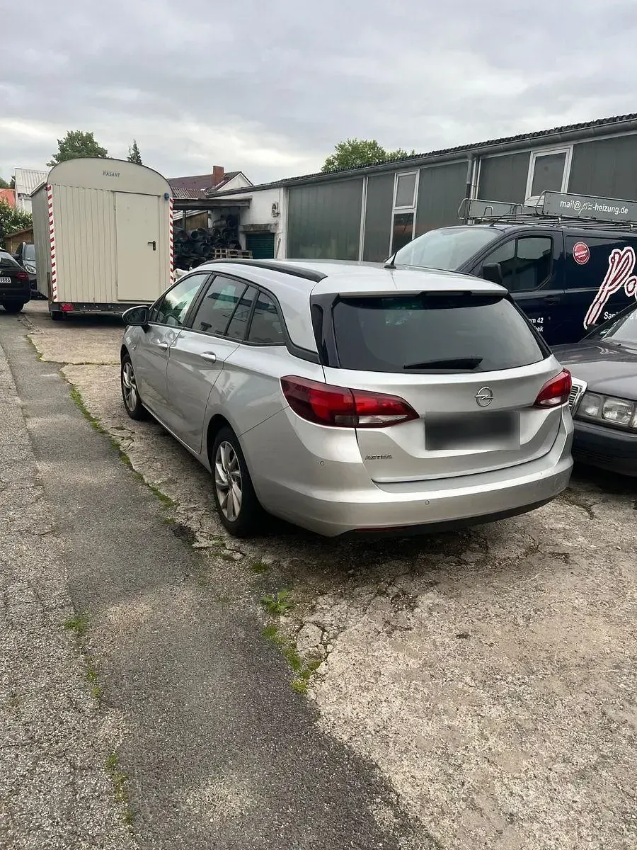 Gebraucht Opel Astra 122 PS (89 kW) 2021 Silber Kombi