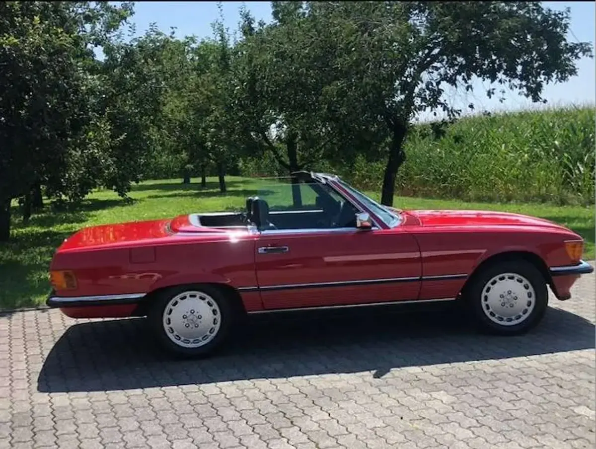 Gebraucht Mercedes SL300 Classic 188 PS (138 kW) 1988 Rot Cabrio