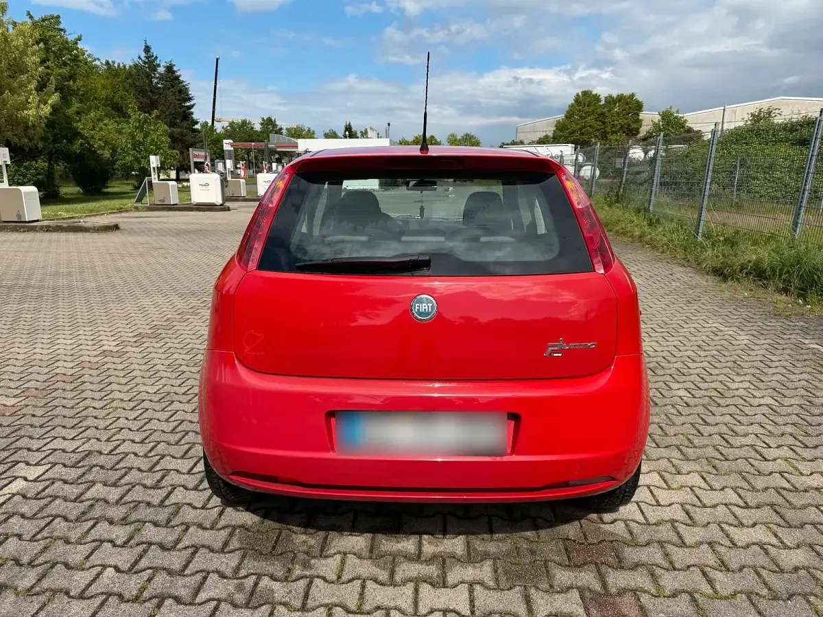 Gebraucht Fiat Punto 95 PS (69 kW) 2007 Rot Kleinwagen