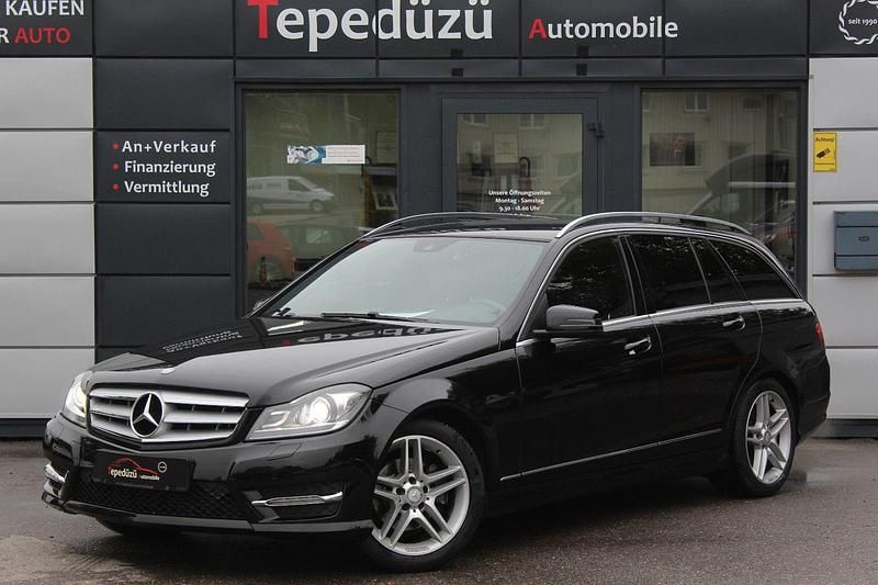 Schwarz Gebraucht 2013 Mercedes C200 AMG line Kombi | 13.499 € (Fairer Preis) - Bild 1/4