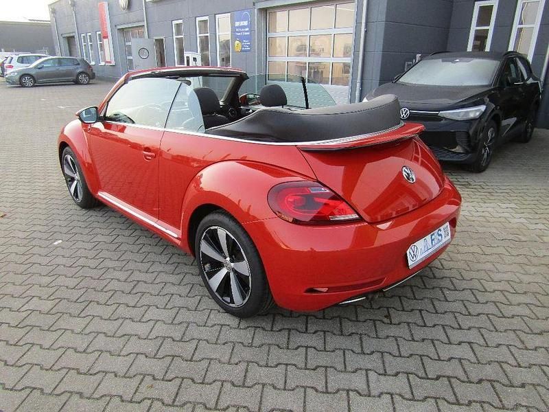 Gebraucht VW Beetle Cabriolet Sound 105 PS (77 kW) 2017 Orange Cabrio