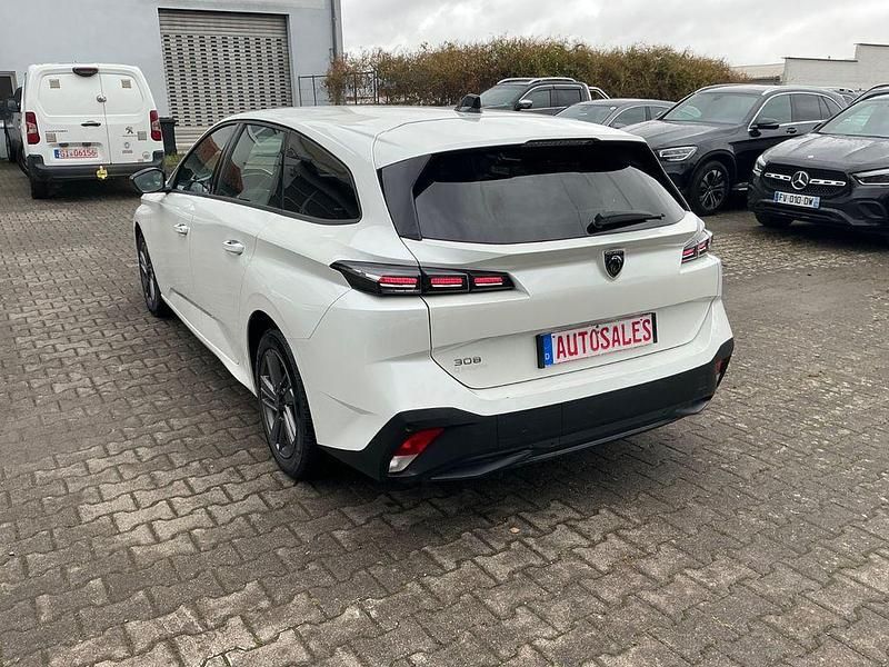 Gebraucht Peugeot 308 SW Active 131 PS (96 kW) 2022 Weiß Kombi