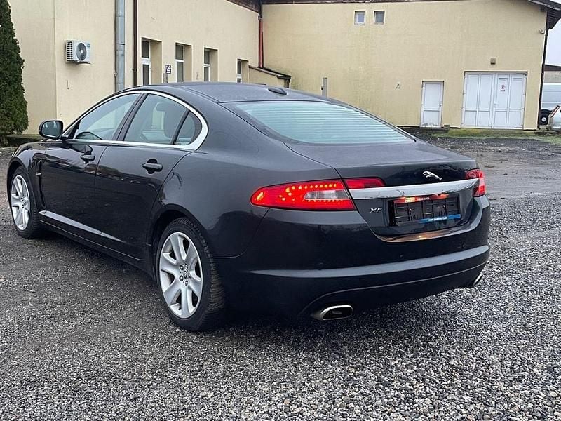Gebraucht Jaguar XF Luxury 238 PS (175 kW) 2010 Schwarz Limousine