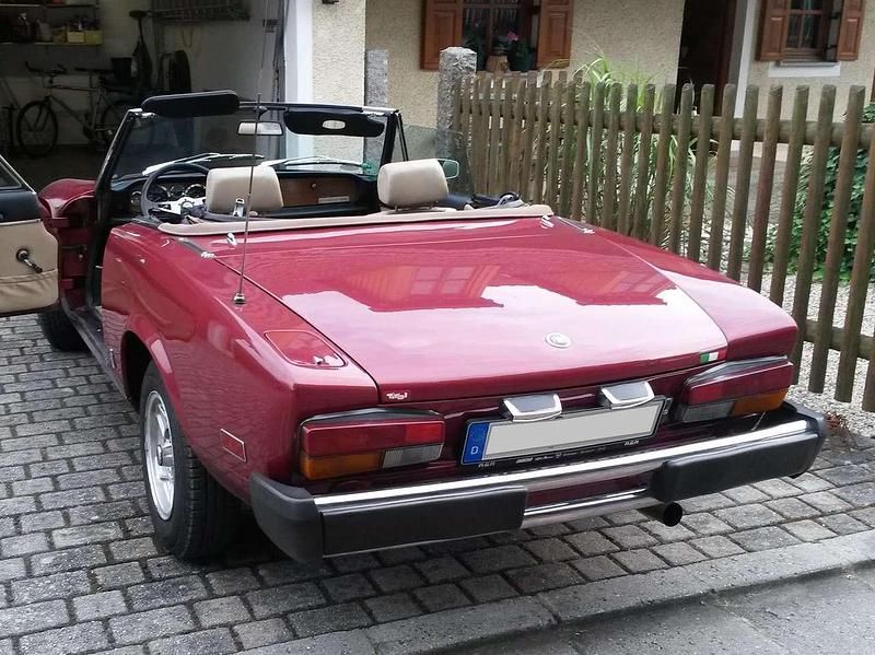 Gebraucht Fiat 124 Spider 105 PS (77 kW) 1980 Rot Cabrio