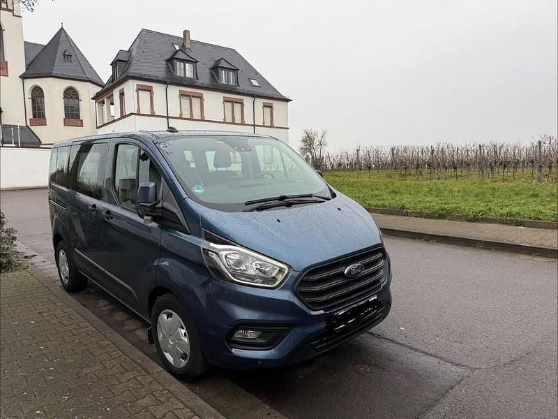 Gebraucht Ford Transit Custom 131 PS (96 kW) 2019 Blau Van / Kleinbus