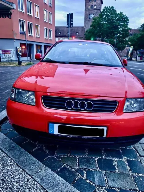 Gebraucht Audi A3 Ambiente 101 PS (74 kW) 1999 Rot Kleinwagen