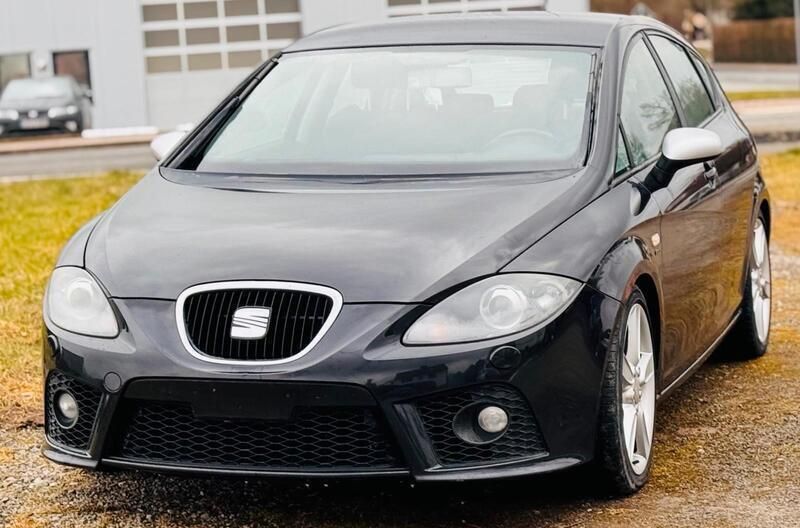 Schwarz Gebraucht 2007 Seat Leon FR-Line Limousine | 2.999 € (Fairer Preis) - Bild 1/4