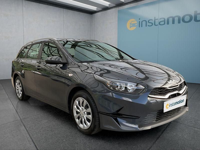 Gebraucht Kia Ceed 101 PS (74 kW) 2023 Kleinwagen