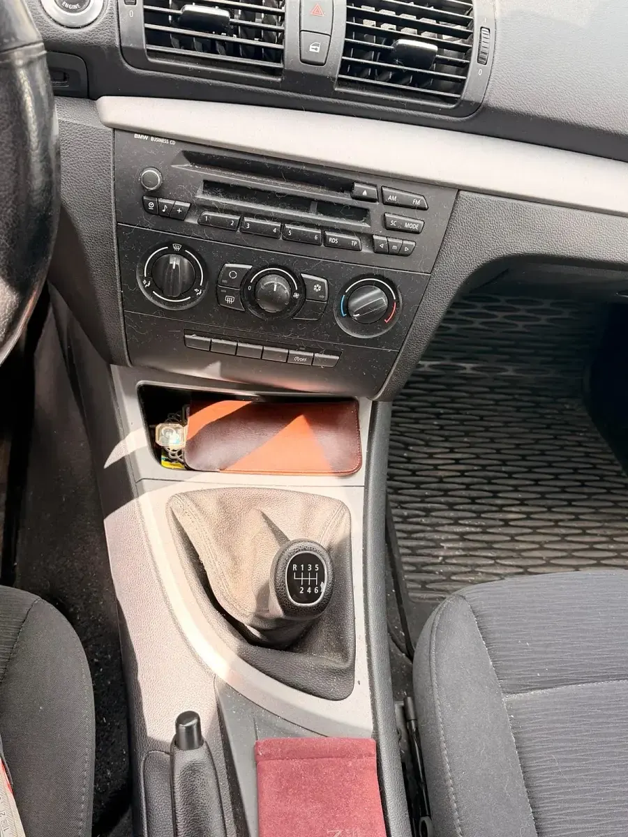 Gebraucht BMW 118 143 PS (105 kW) 2009 Schwarz Kleinwagen