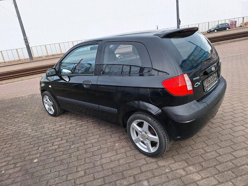 Gebraucht Hyundai Getz 65 PS (47 kW) 2006 Schwarz Kleinwagen