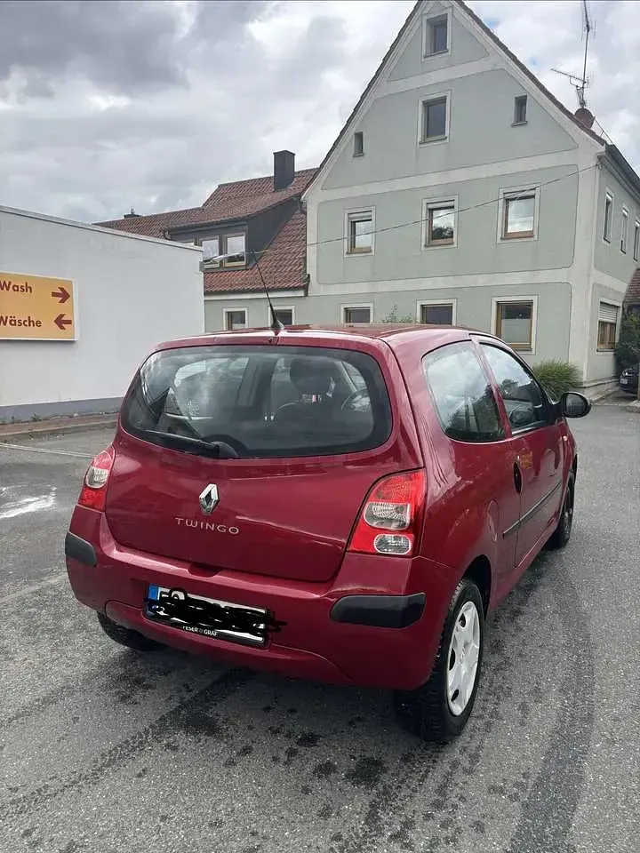 Gebraucht Renault Twingo 58 PS (42 kW) 2009 Rot Kleinwagen