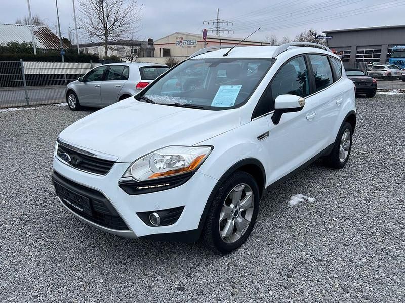 Usado Ford Kuga Titanium 140 HP (102 kW) 2010 Branco SUV
