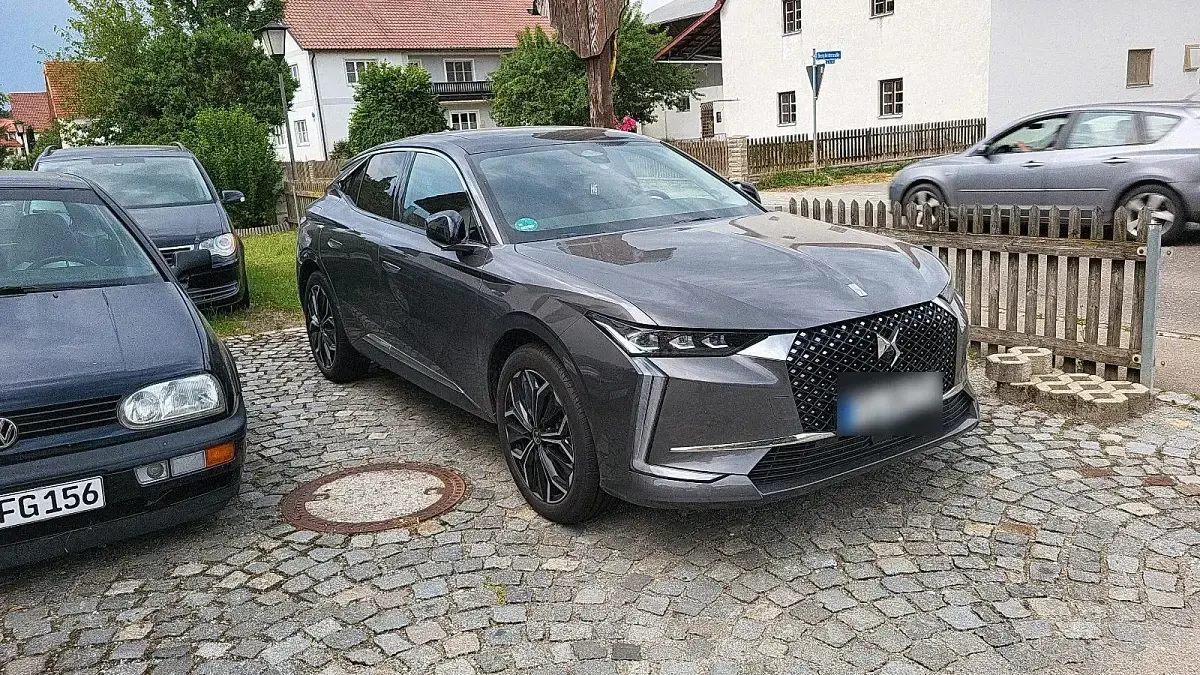 Gebraucht DS Automobiles DS4 130 PS (95 kW) 2023 Grau SUV