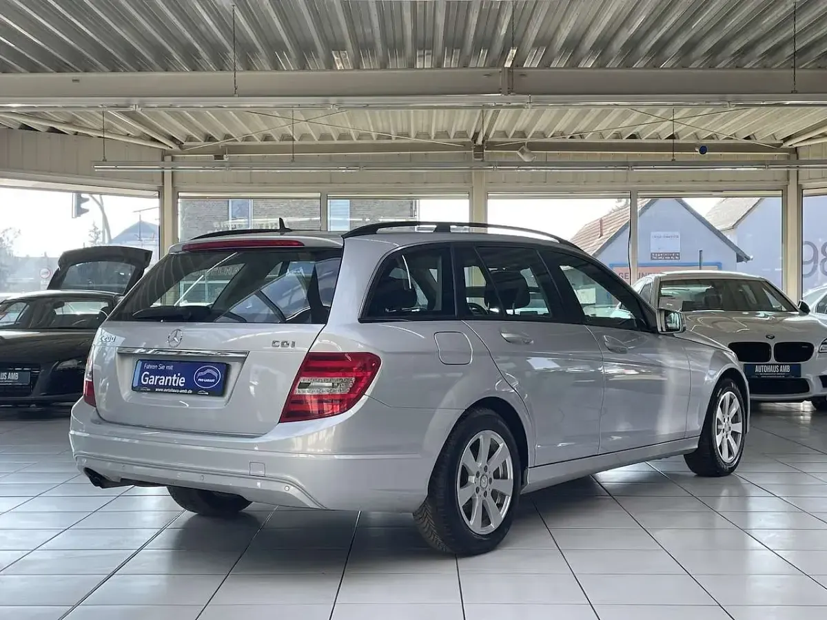 Gebraucht Mercedes C200 136 PS (100 kW) 2013 Silber Kombi